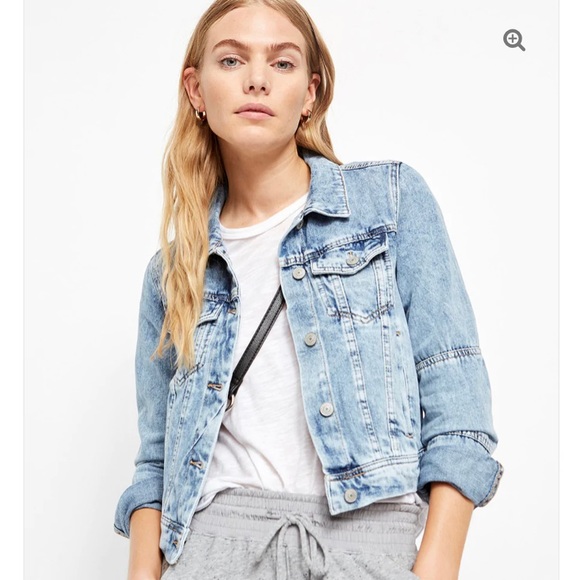 FREE PEOPLE Rumors Denim Jean Jacket Light Indigo size small - Picture 1 of 12